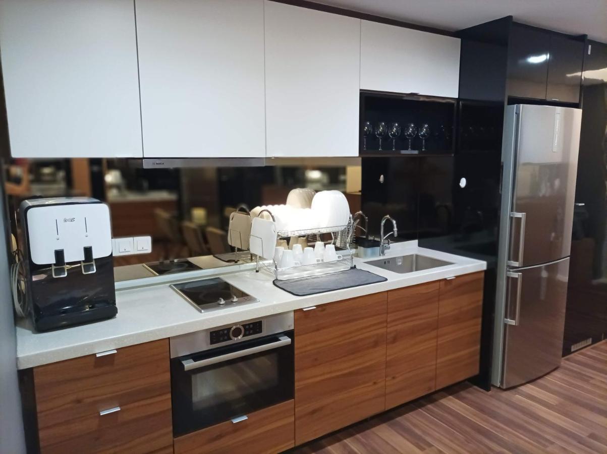 Verve 2Bedroom 2To6Pax Kuala Lumpur Near Midvalley Megamall Exteriör bild
